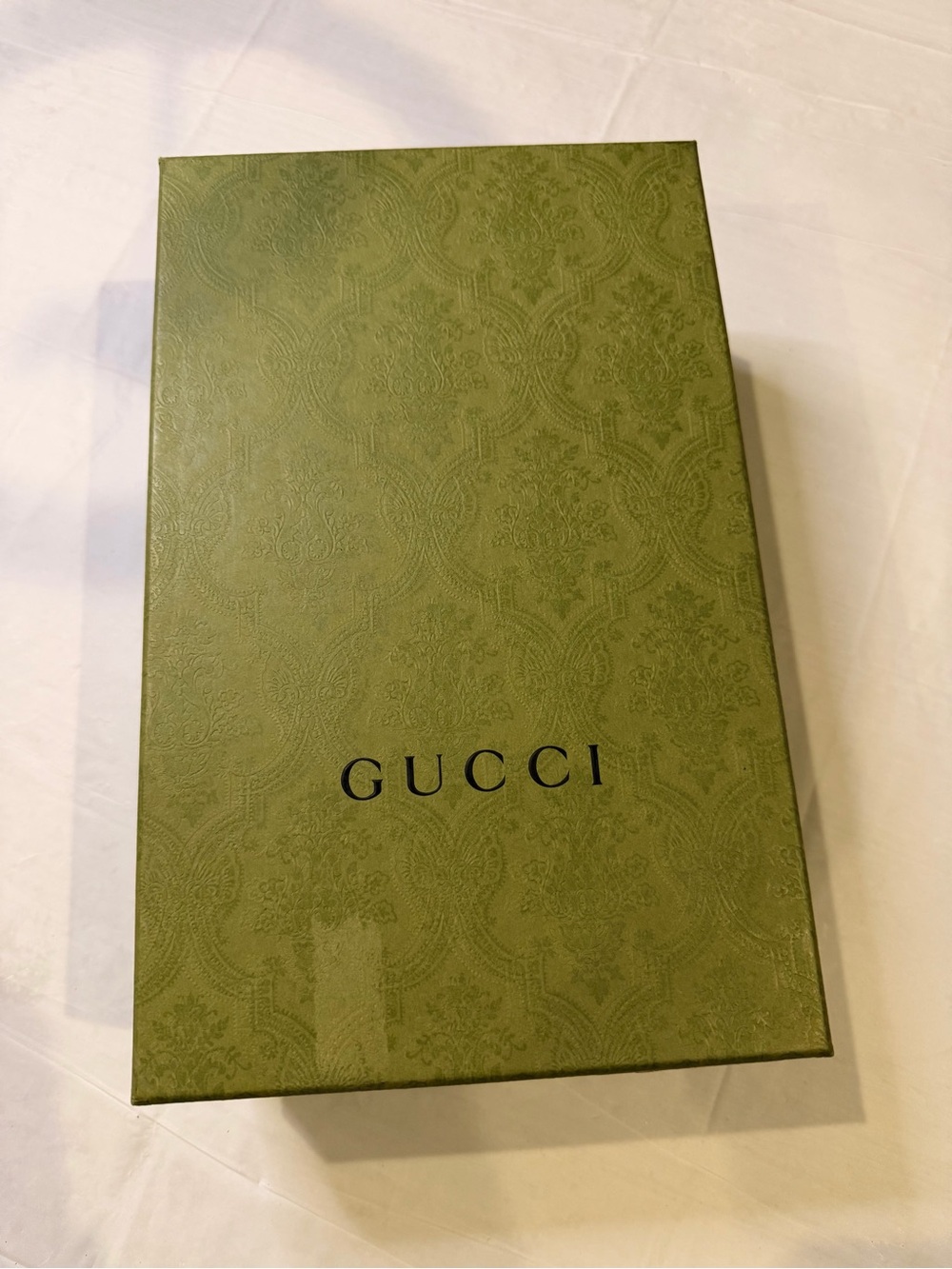 Authentic Gucci Green Embossed Pattern Shoe Storage Box Empty with Tissue Paper